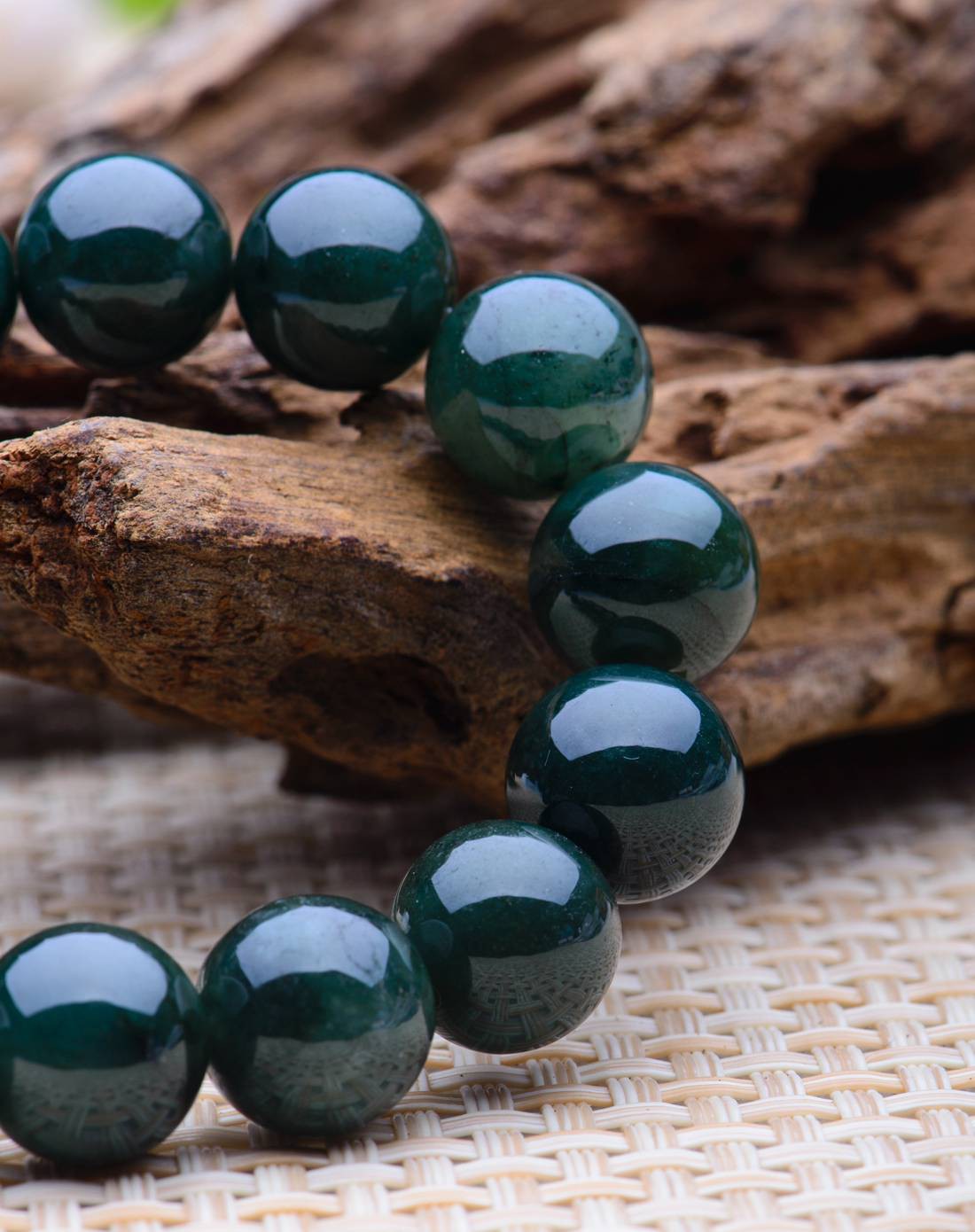 天然翡翠油青手串