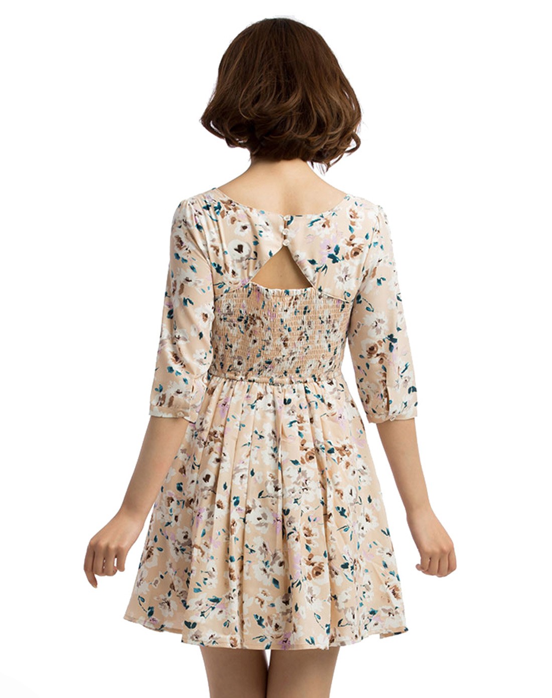 粉色碎花经典款式中袖连衣裙