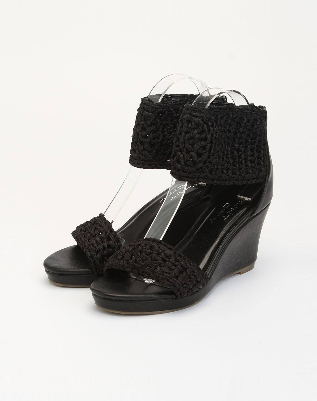 黑色时尚坡跟凉鞋