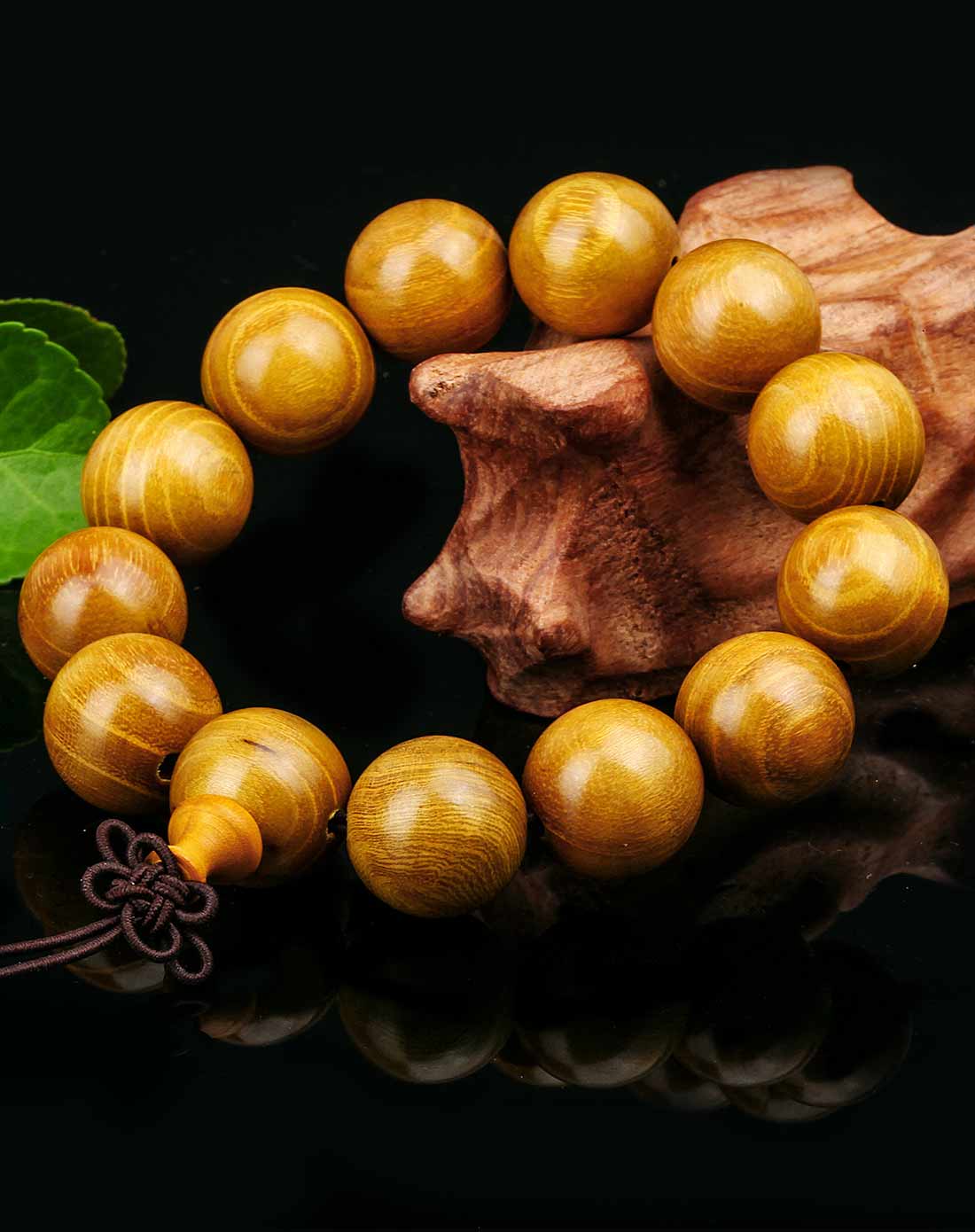 男金黄色黄金木手串