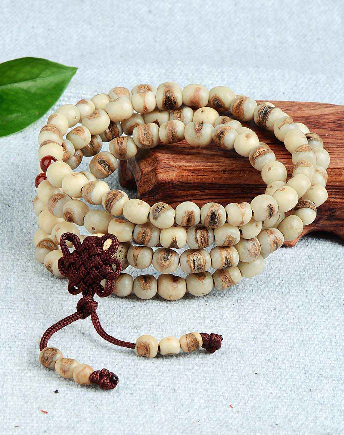 中性白色天然小佛眼菩提手串