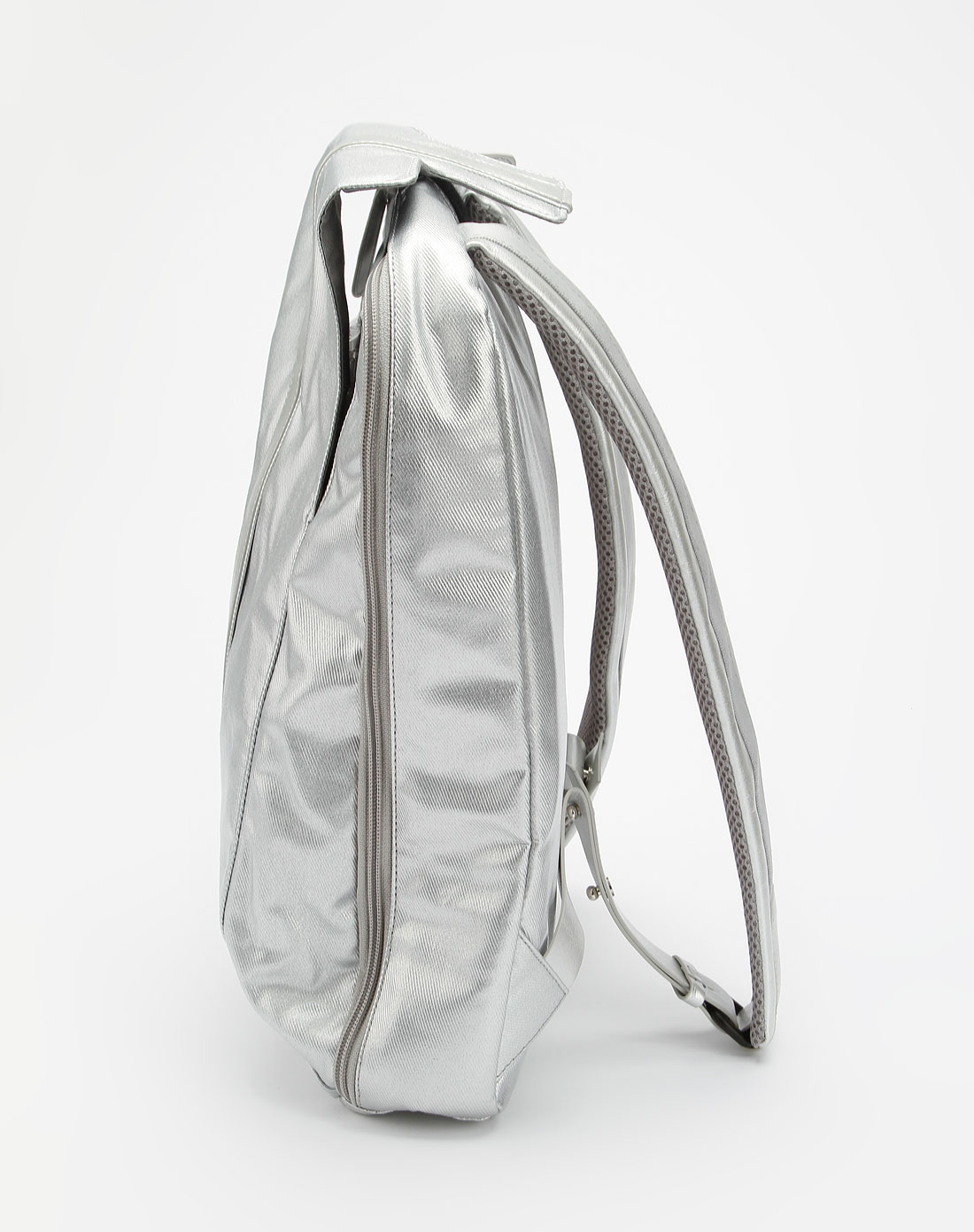 lifestyle银色亮面布纹双肩背包