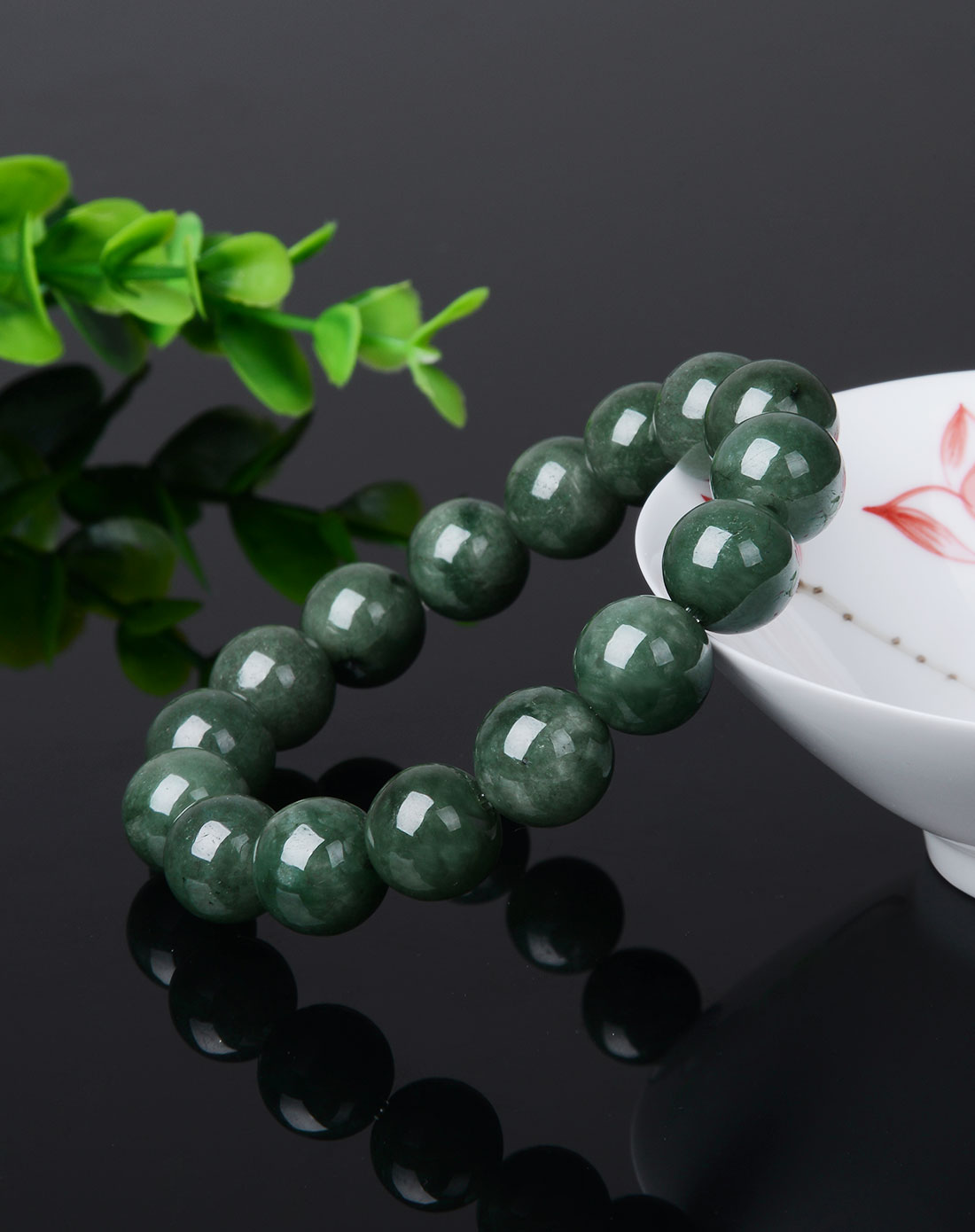 糯种油青绿翡翠手串(附证书)