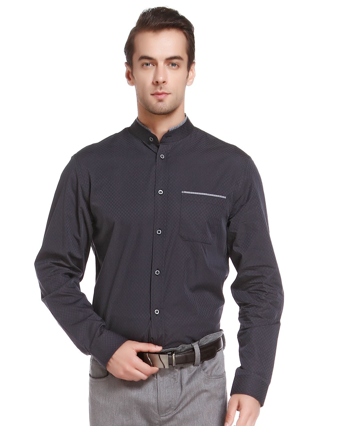 藏青色休闲长袖衬衫