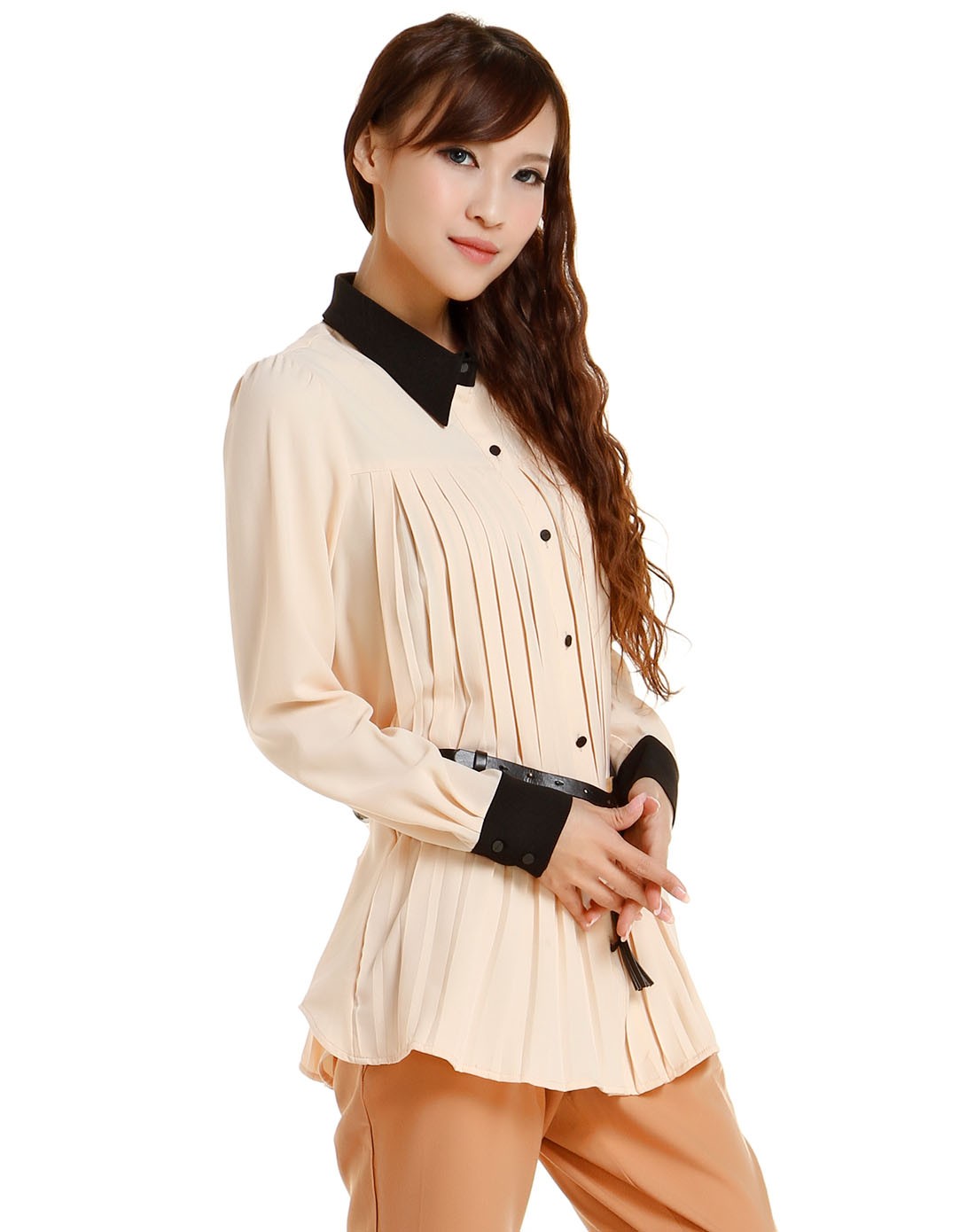 气质斯文粉米色长袖衬衫