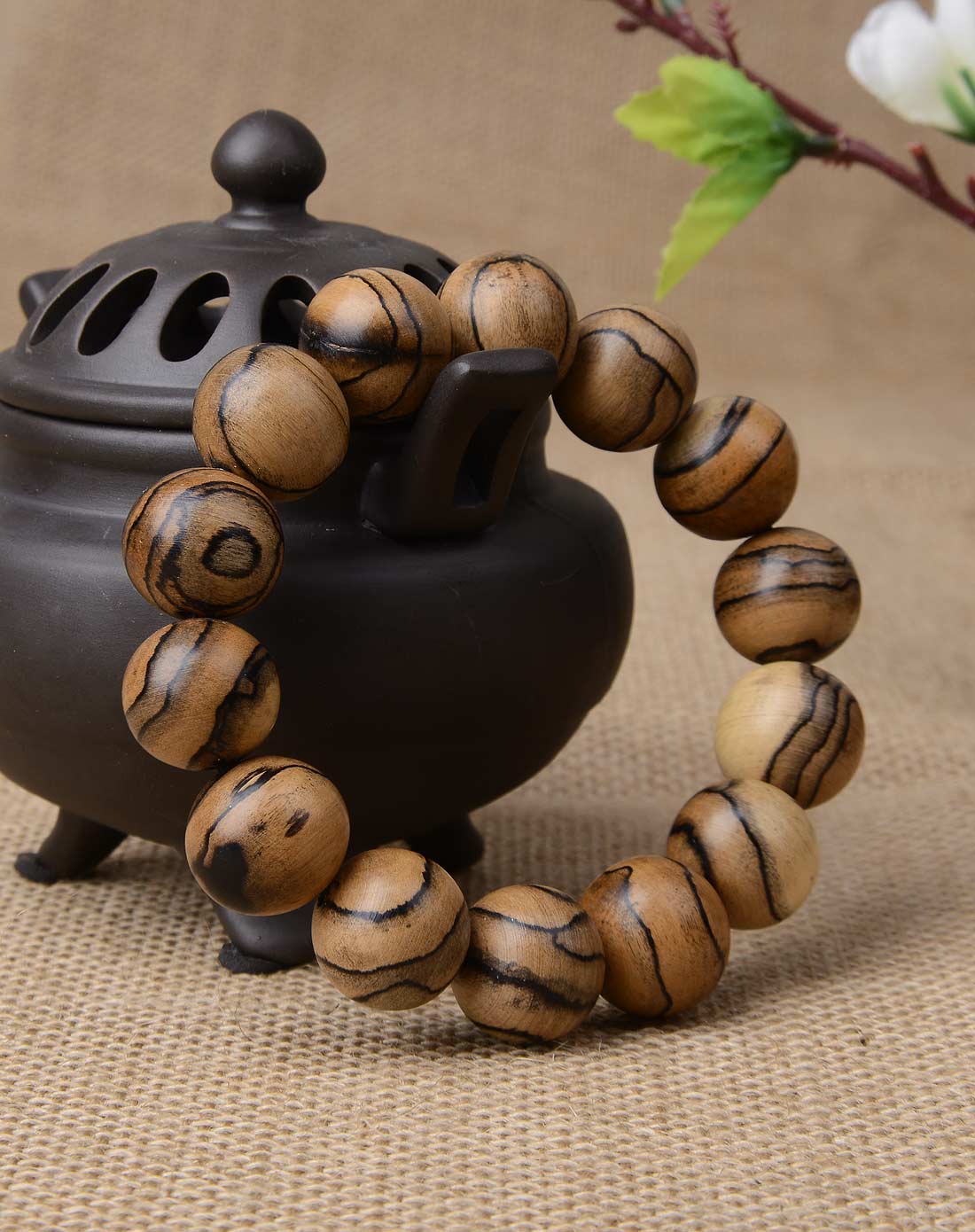 天然极品黄奇楠沉香手串