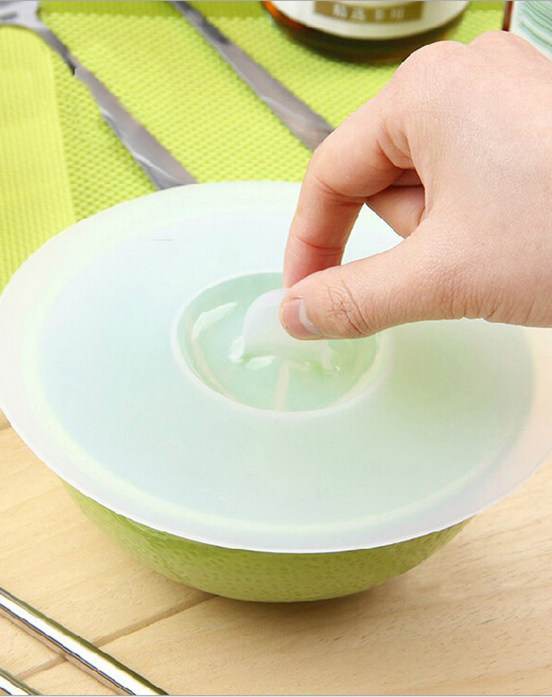 > 万能硅胶多用密封保鲜盖组合三入