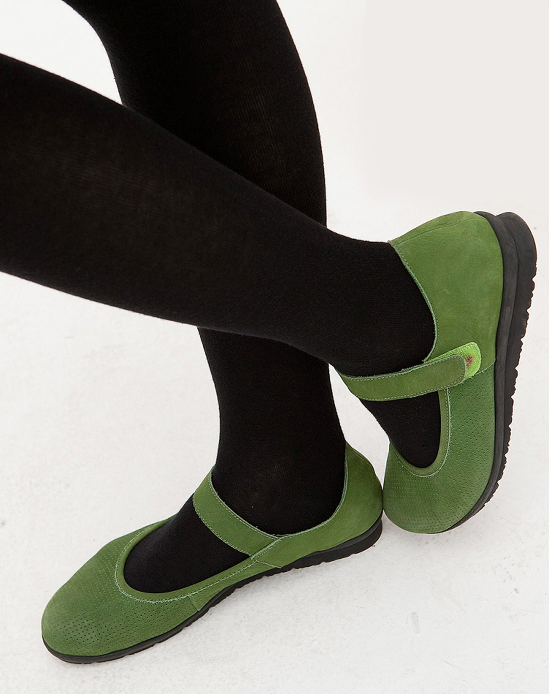 黑色可调节连裤棉袜