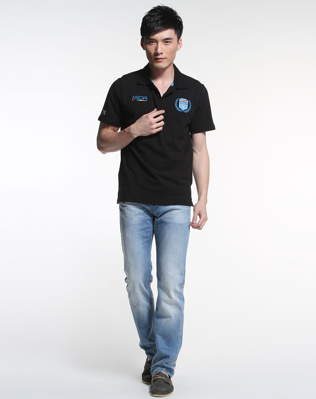 猫人miiow男装专场-黑/蓝色时尚翻领织图短袖t恤