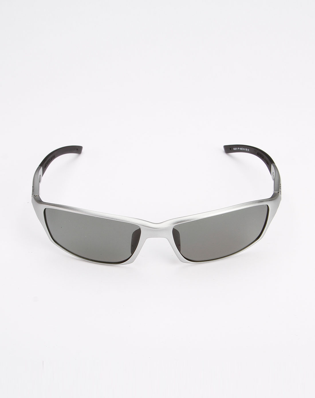 男款浅灰色运动休闲偏光眼镜