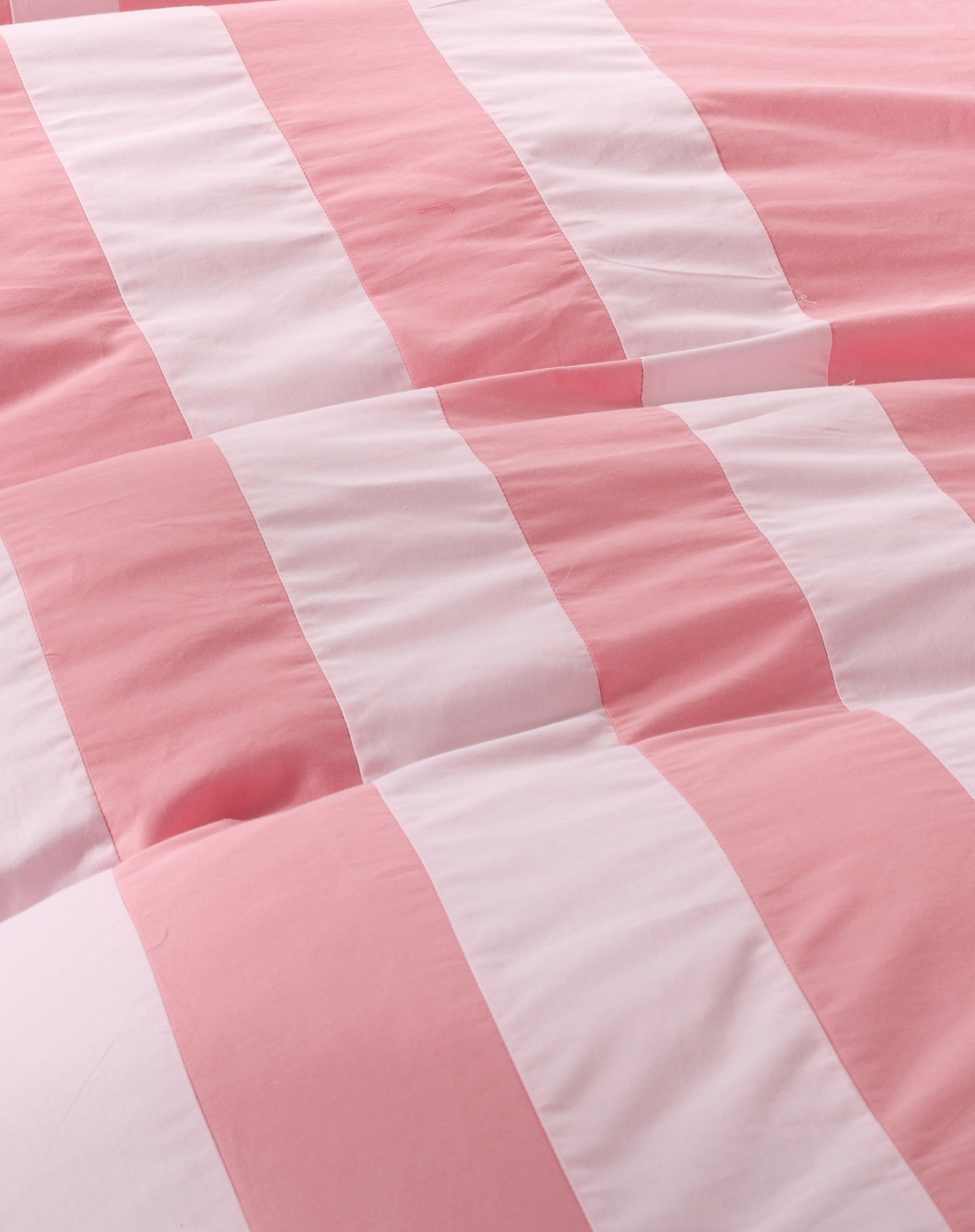 浅粉配淡粉色运动风长绒棉四件套1.8米床