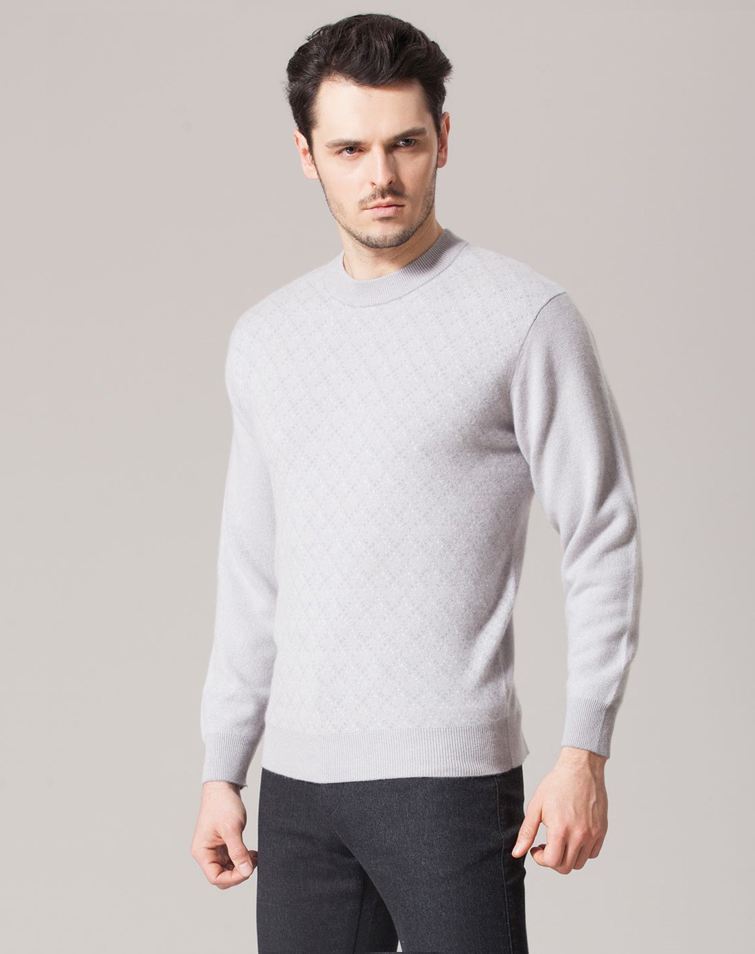 100%山羊绒鼠灰提花男圆领套衫