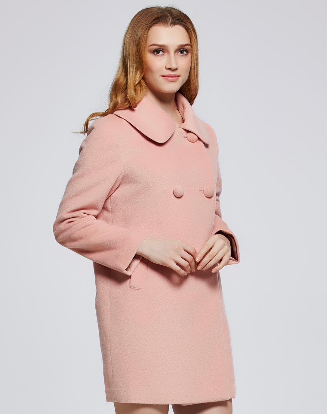 浅粉色翻领双排扣长袖大衣