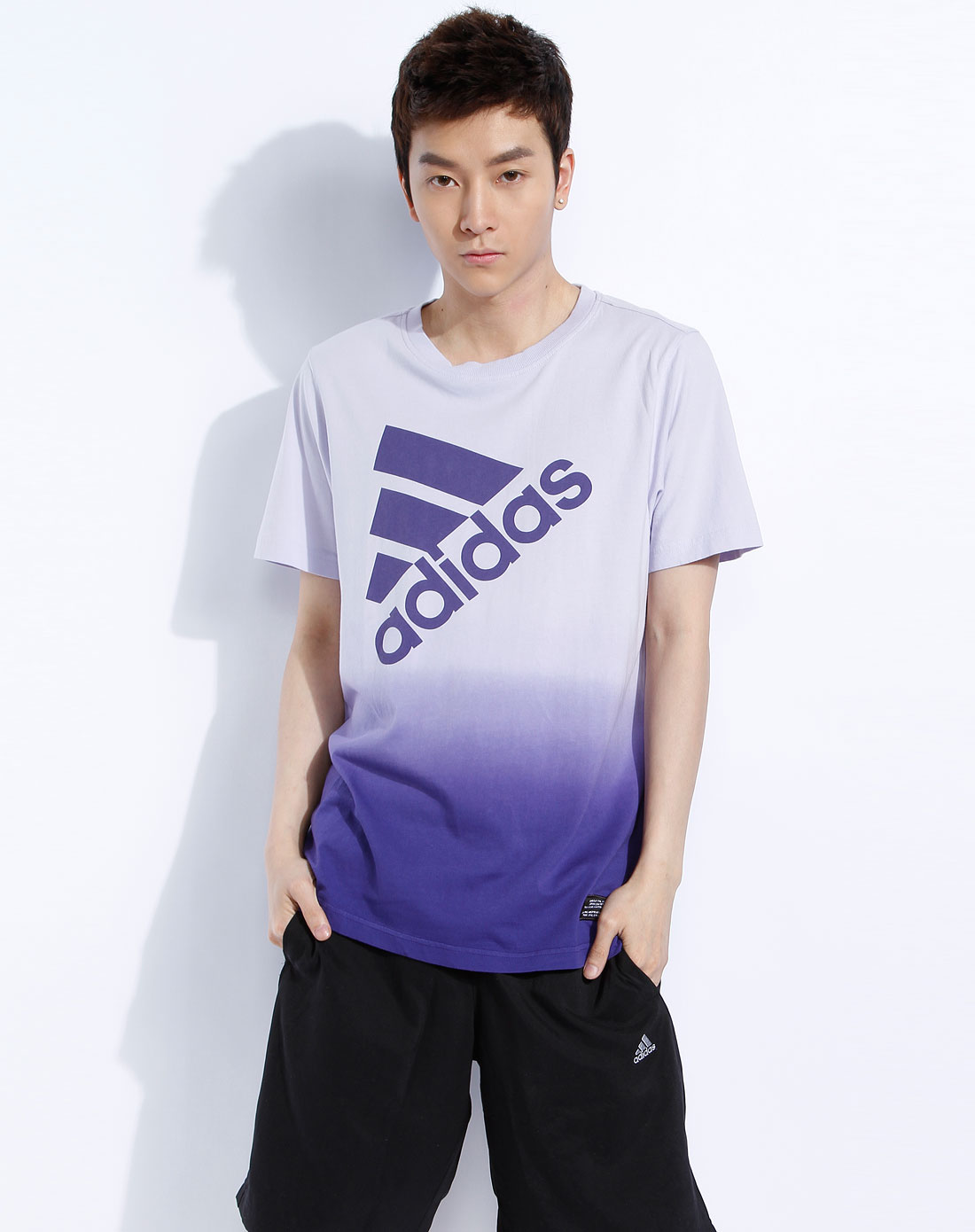 阿迪達斯adidas男裝專場-男款淺紫色漸變短袖t恤