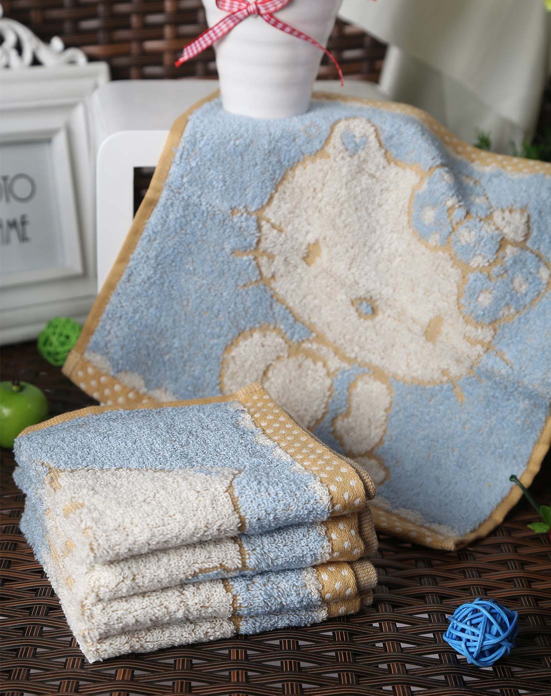 (两件起售)(三条装)25*25hello kitty小朋友迷你巾-蓝色