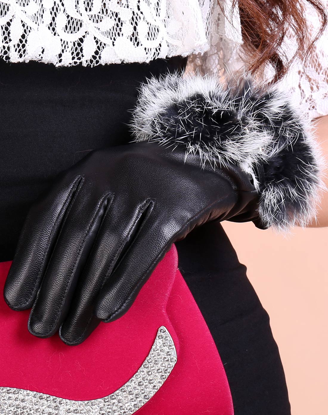 女款黑色绵羊皮手套