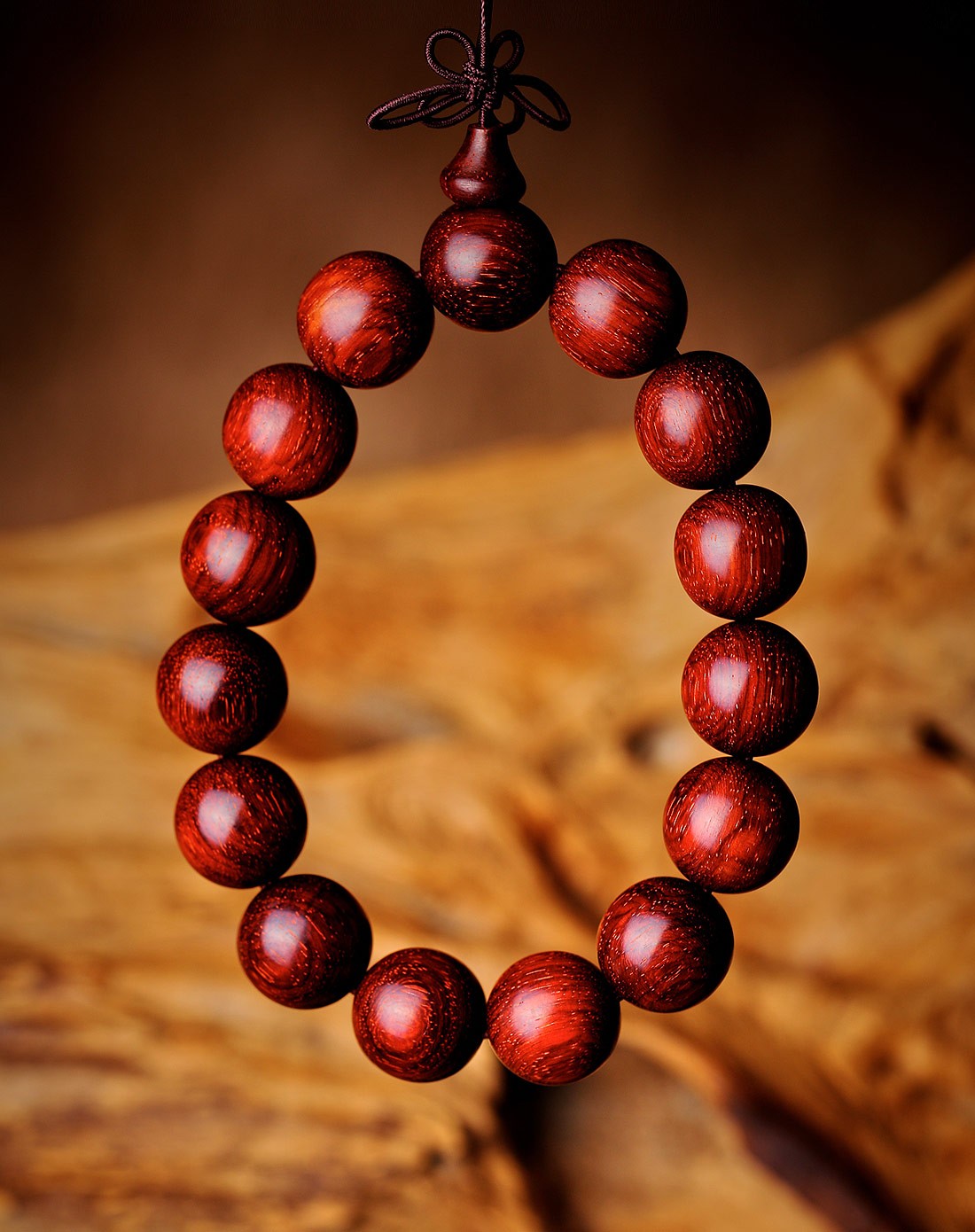 印度.迈索尔野生高密满牛毛纹1.5cm小叶紫檀手串