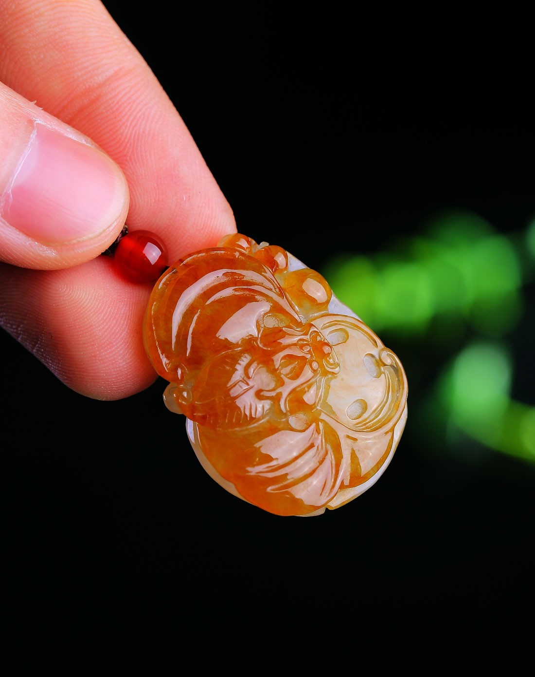 大师级精雕特色冰种红翡蝙蝠 如意吊坠