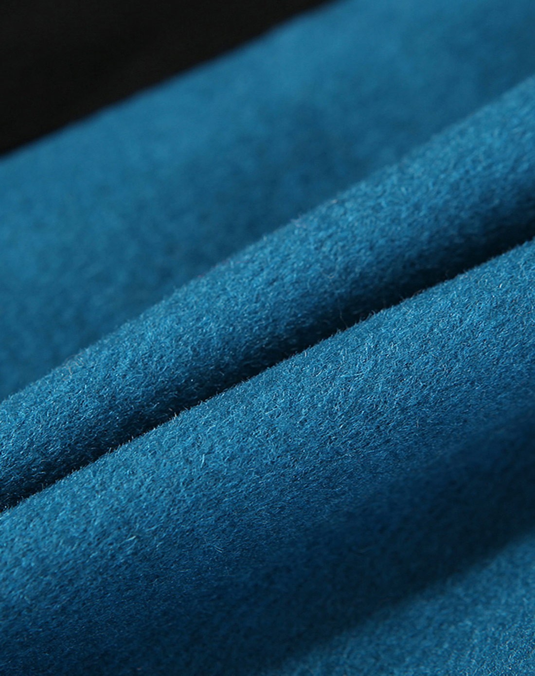 七分袖湖兰色针织围脖毛呢大衣