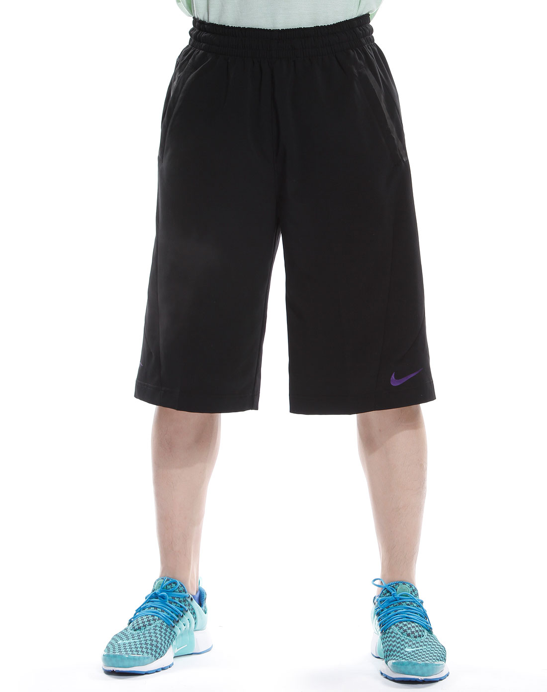 男款黑色运动梭织短裤