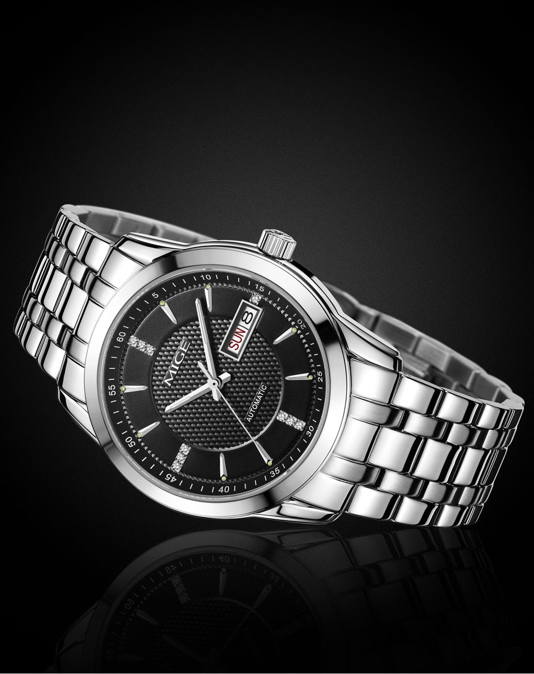 男款黑色时尚大气机械表