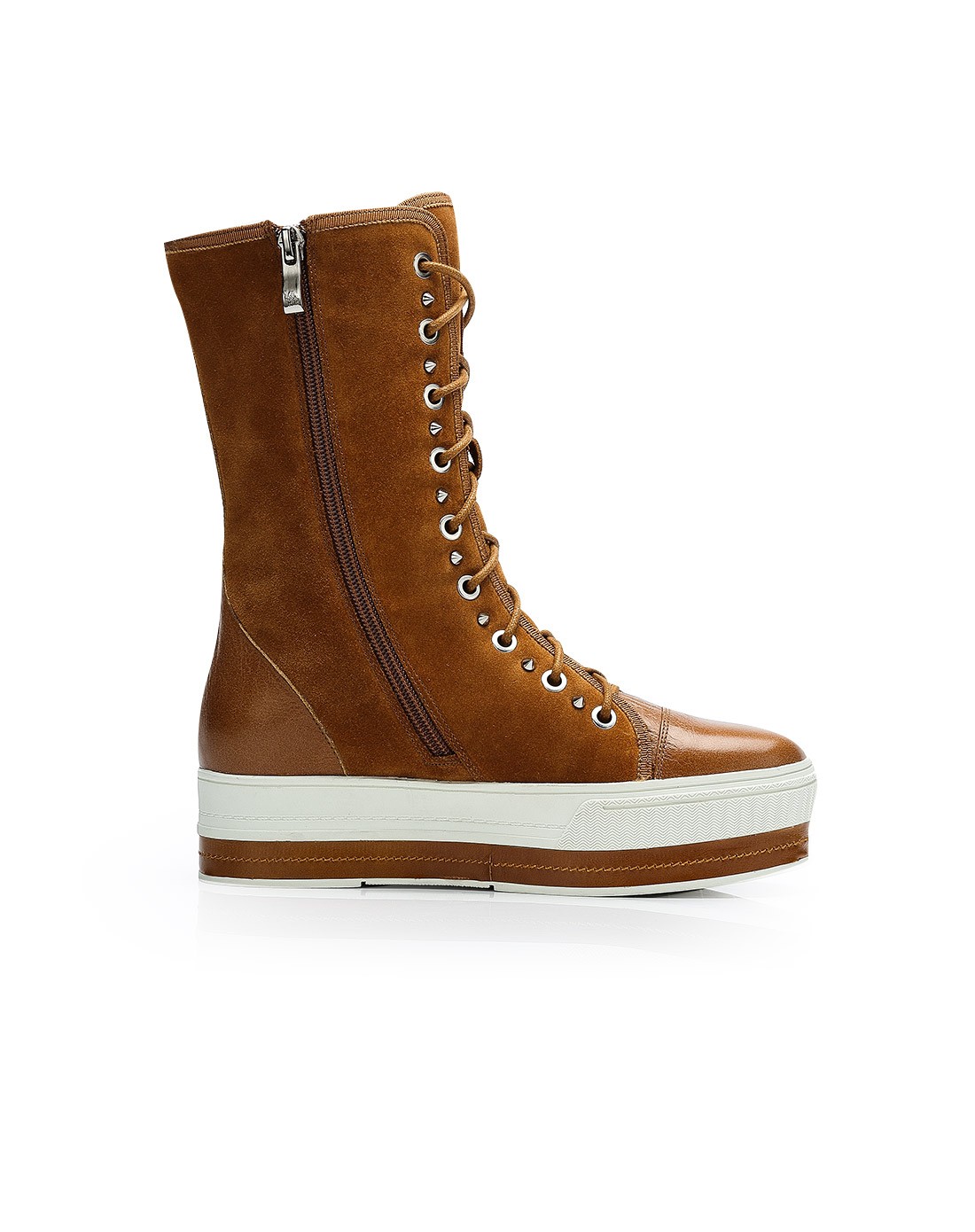 棕色加绒中筒靴子