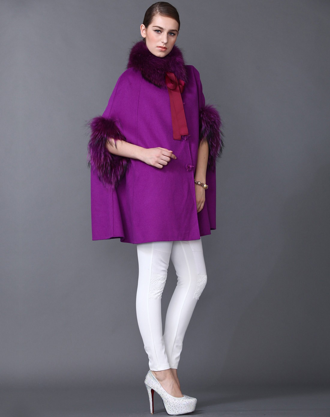 紫色高端貉子毛领斗篷蝙蝠羊绒外套
