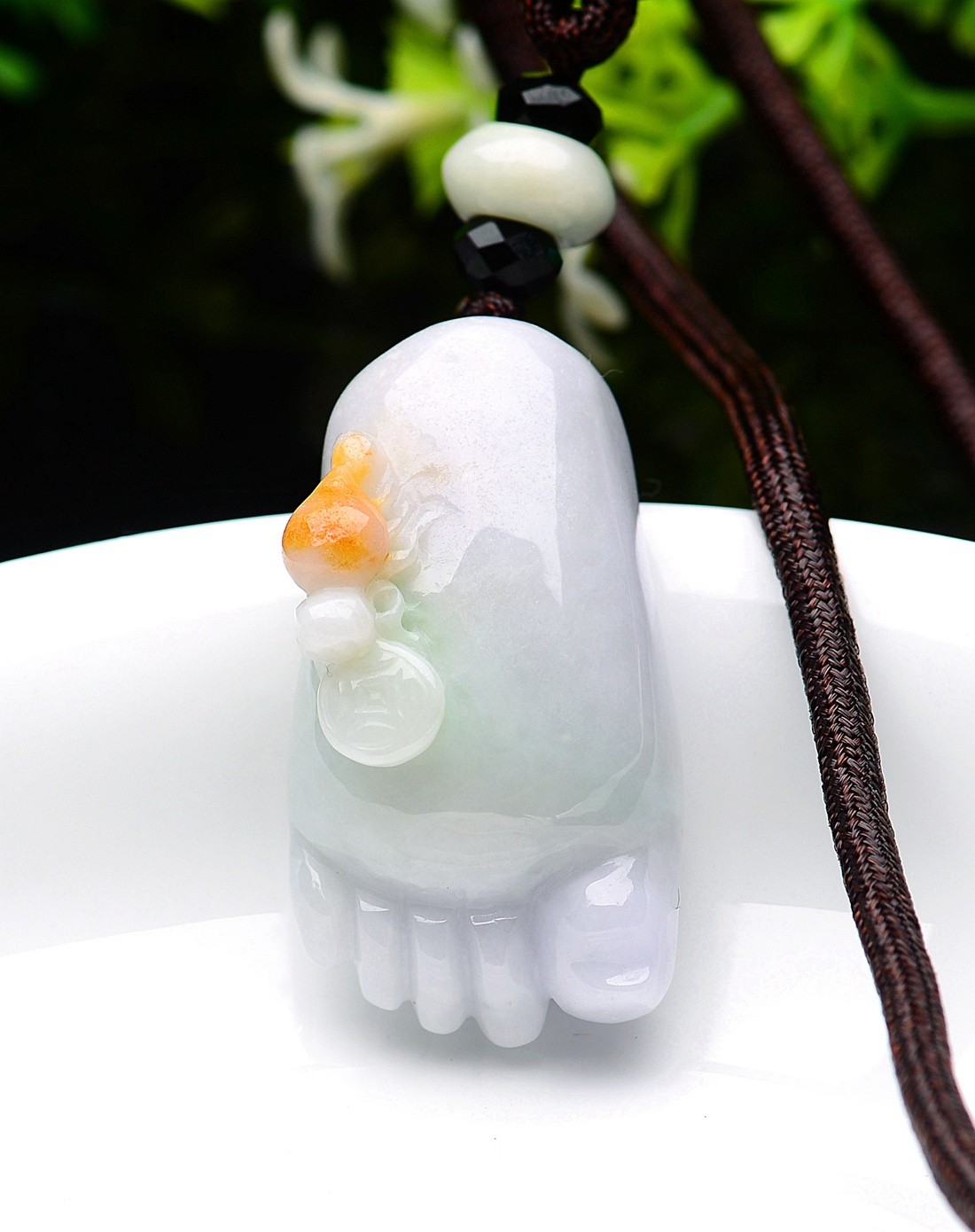 a货翡翠糯冰种三彩知足常乐吊坠