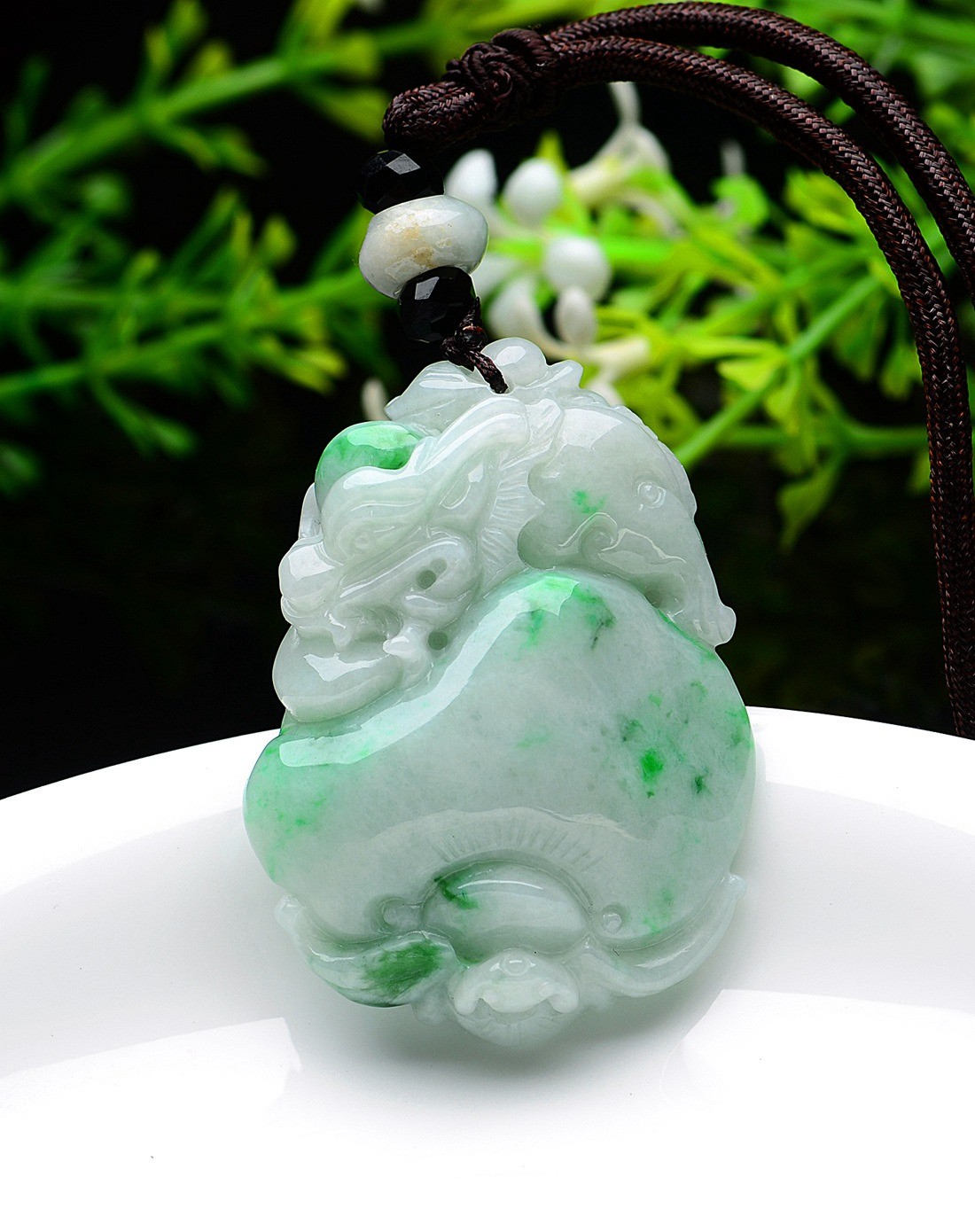 a货翡翠白底青饱满真命天子吊坠