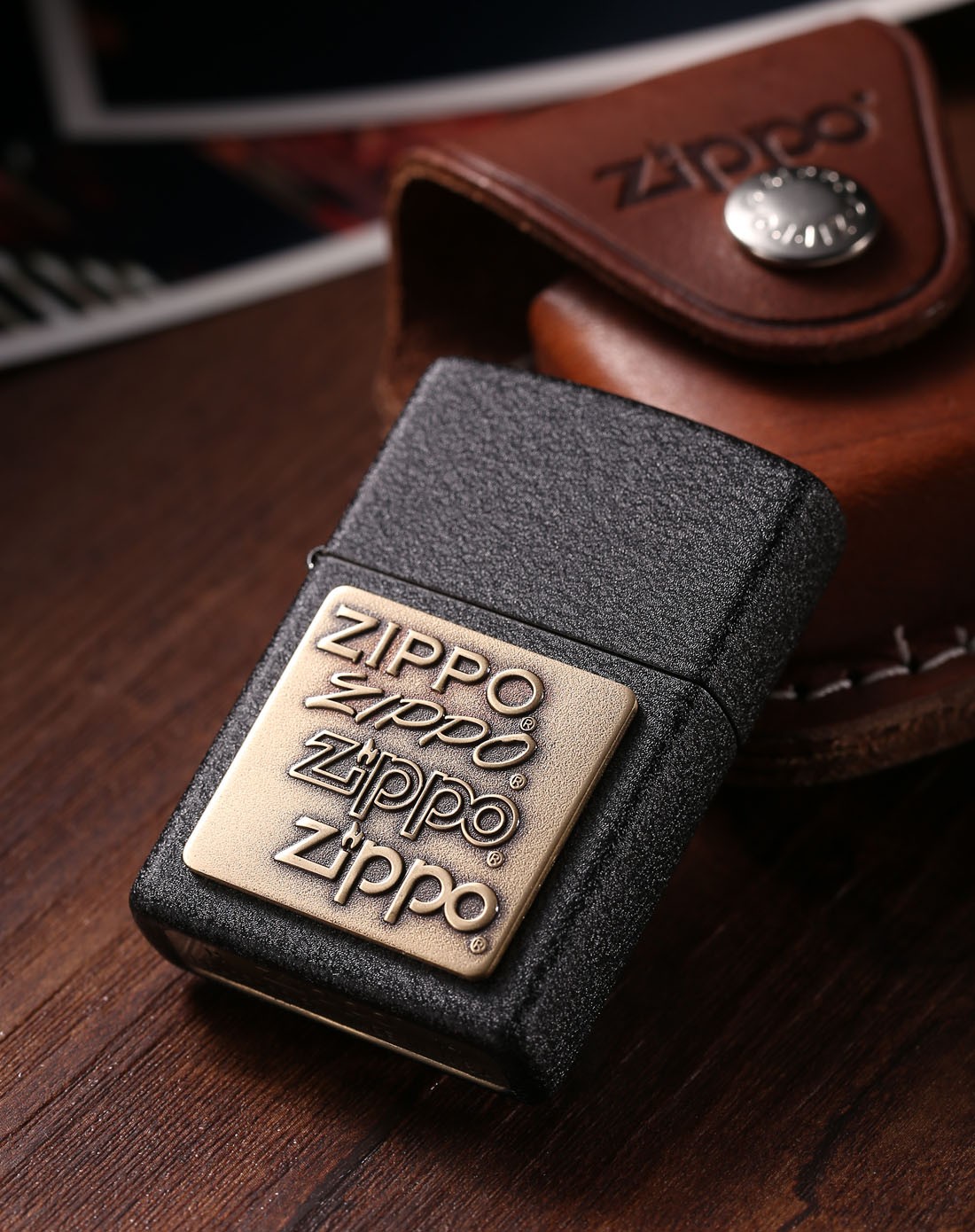 芝宝zippo打火机专场-黑裂漆贴章362四代铜标志