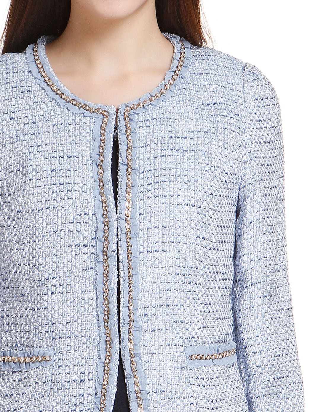 浅蓝色经典小香风钉珠长袖短款外套