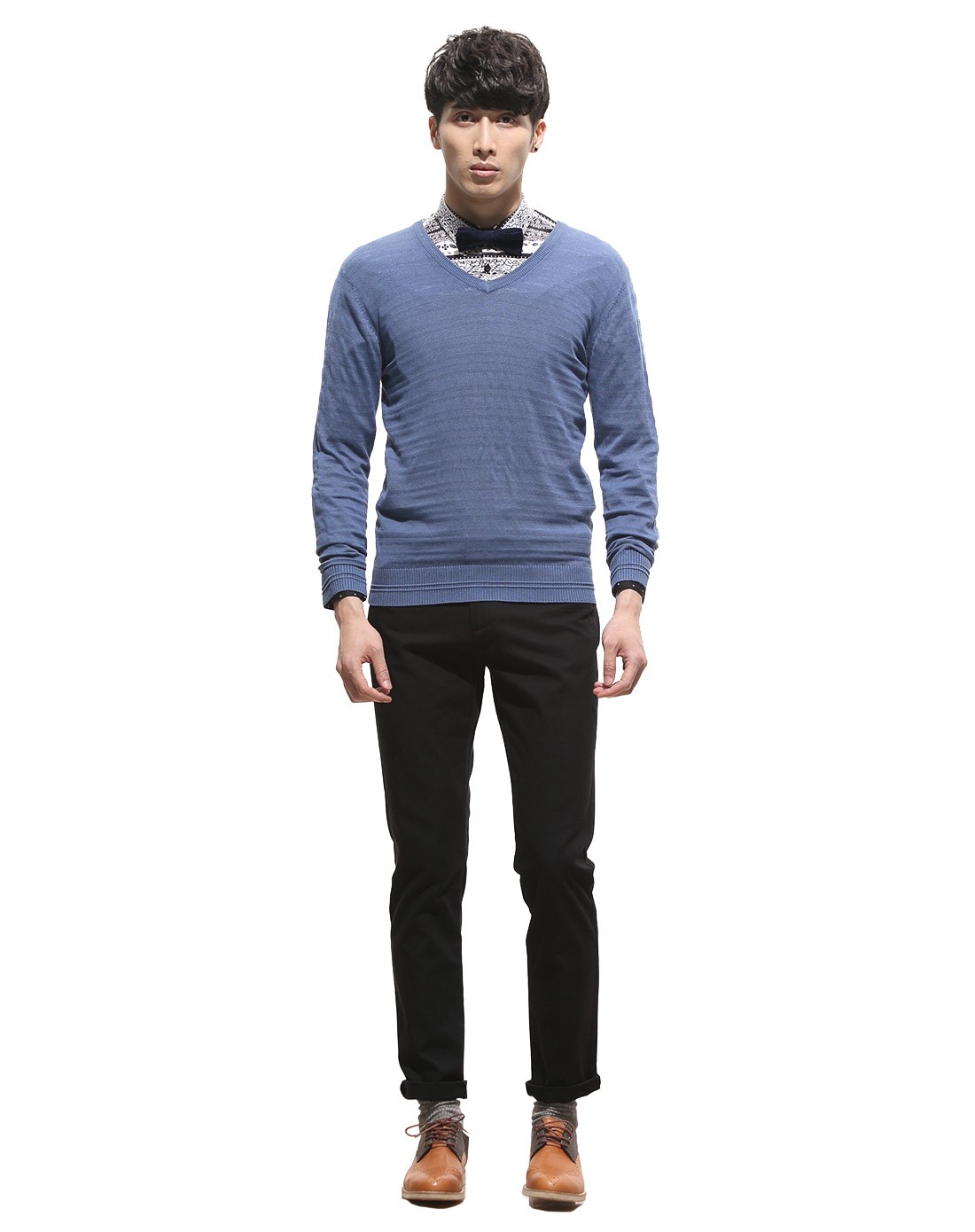 阿恩蓝拓 alt fine ism男装专场 > 男款冰蓝色合体毛衫