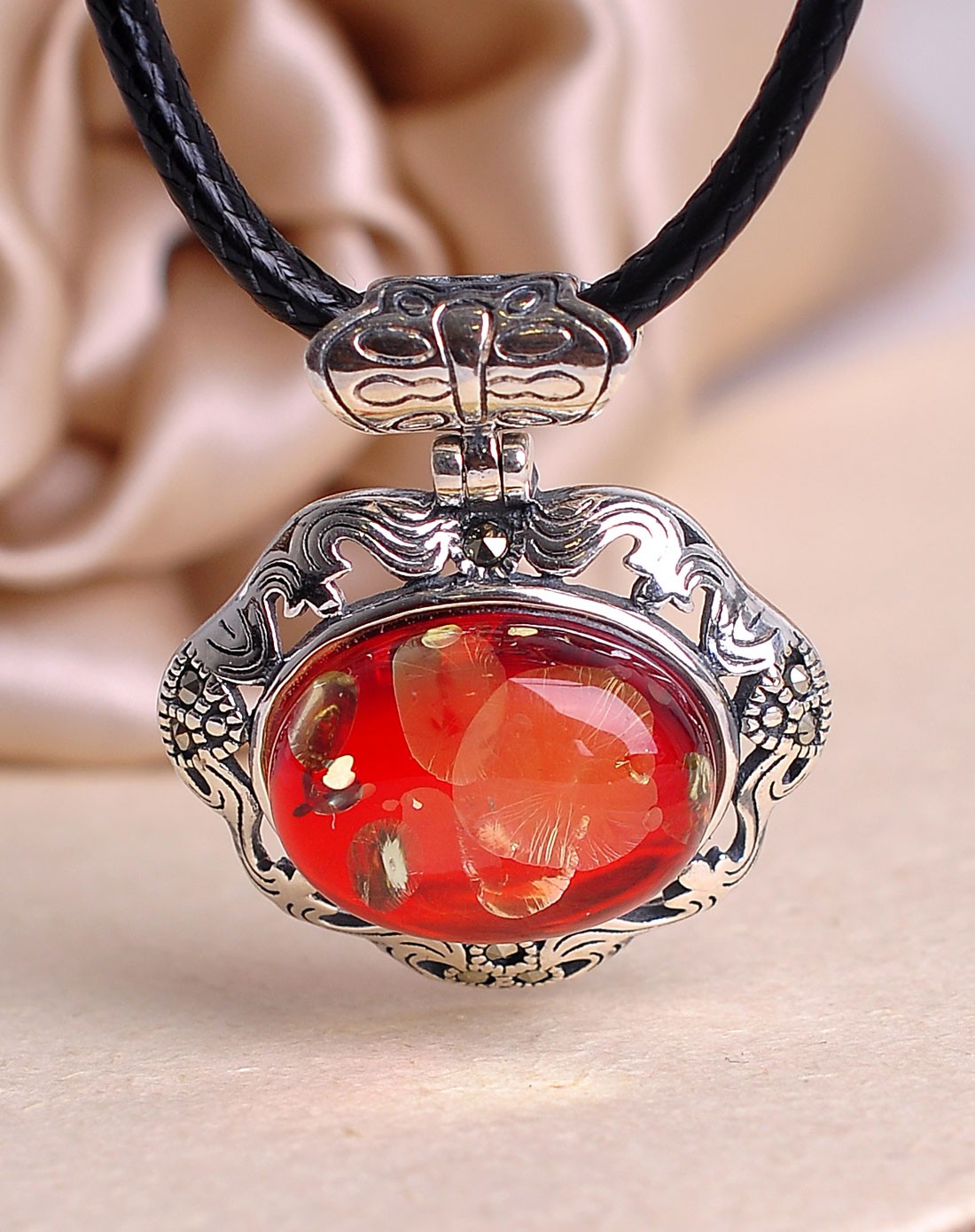 hwsa珠宝专场-复古优雅天然红花珀吊坠附证书