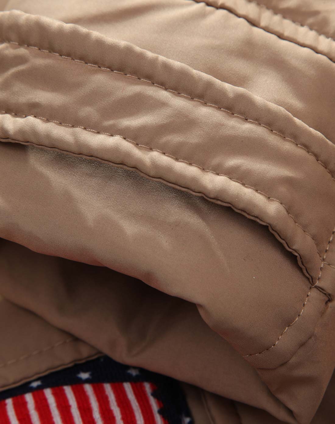 男童驼色纯色休闲大口袋连帽羽绒服