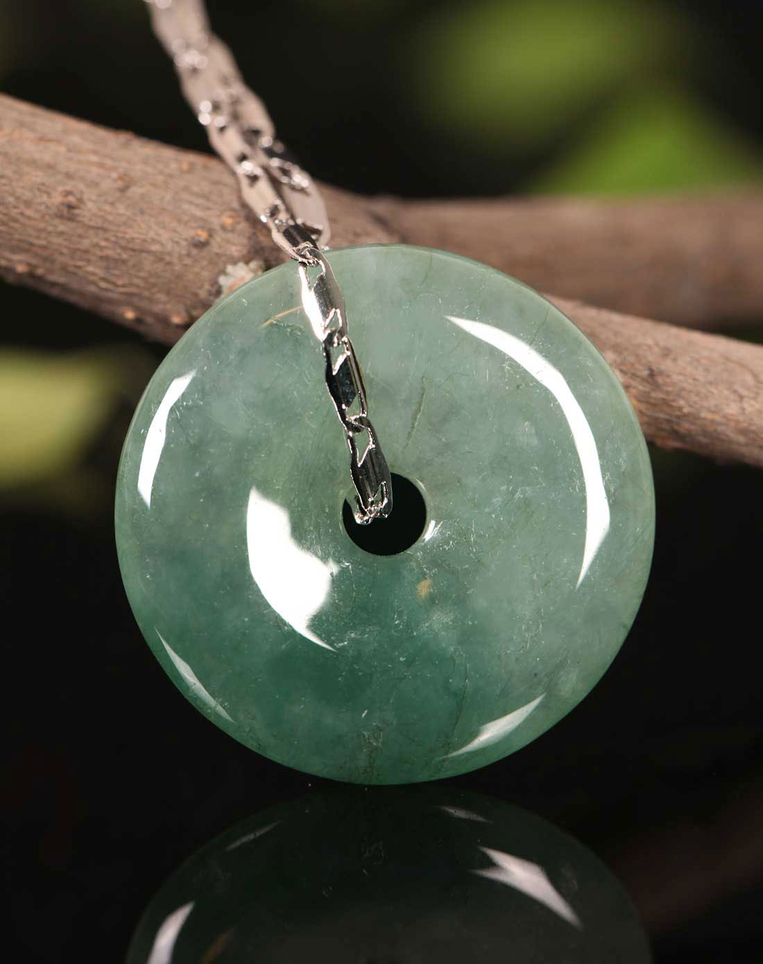 翡翠油青纳福吊坠