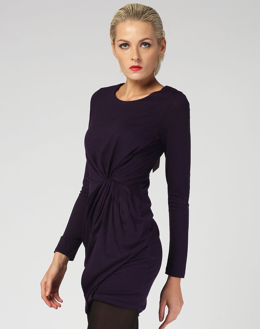 茄皮紫色连衣裙