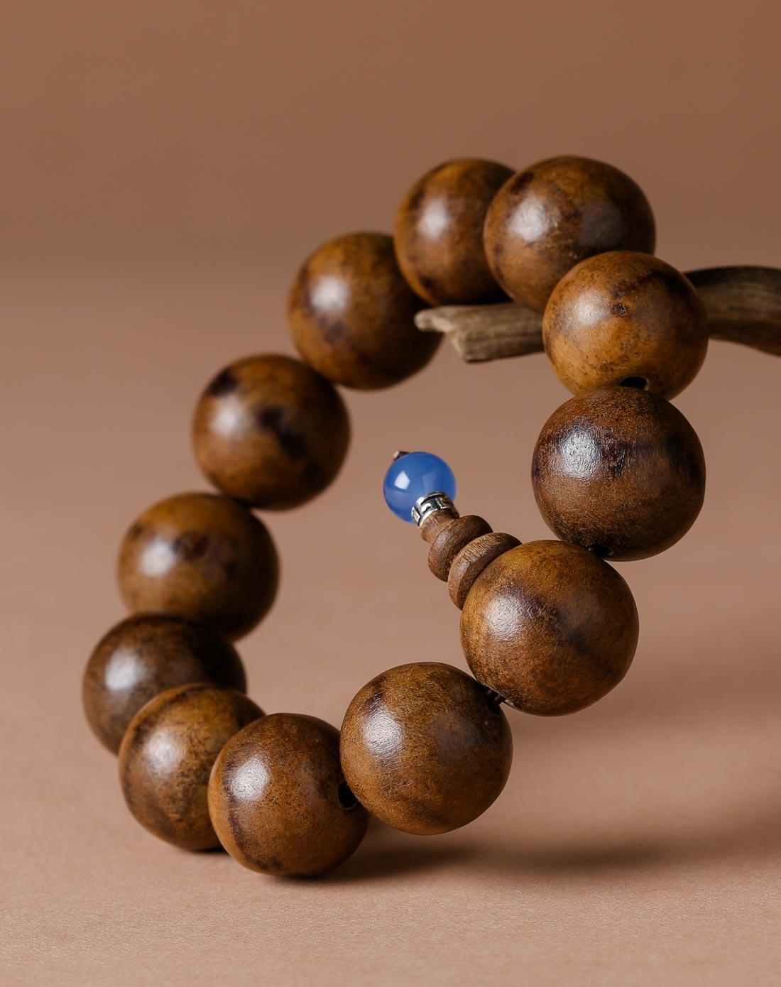 越南.老料一品黄土沉沉香手串 凉奶香甜 20mm