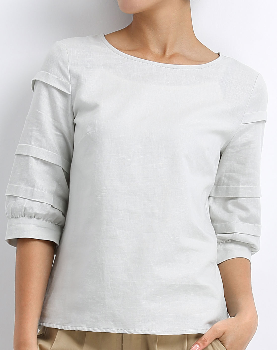 女款铅白色中袖衬衫