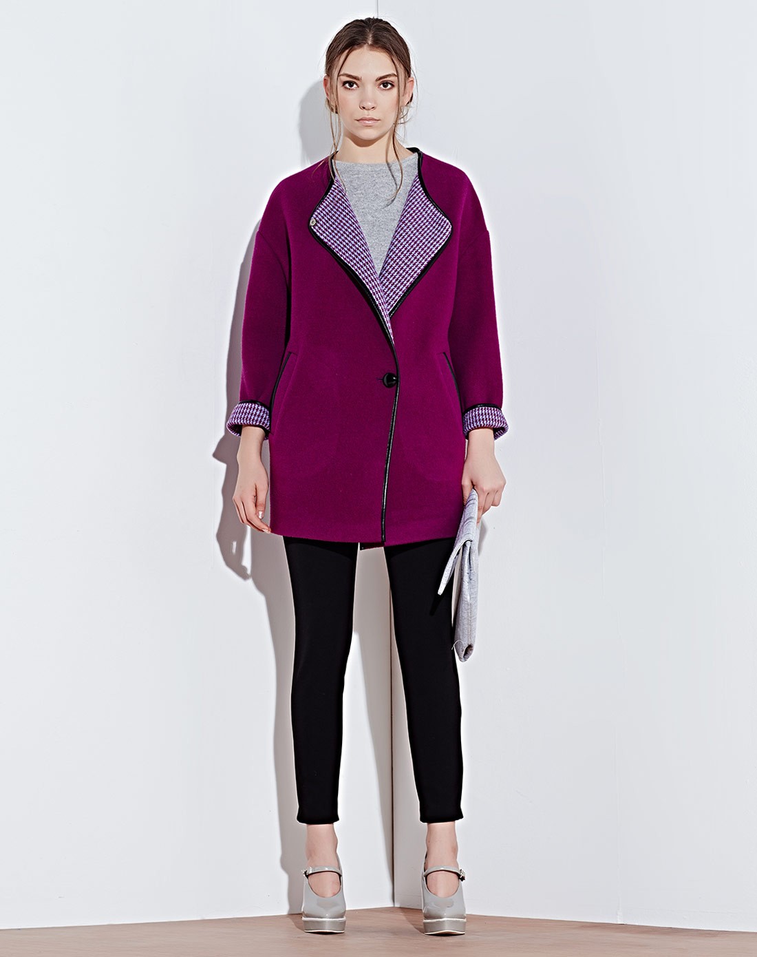 葡萄紫精美包边宽松版型呢大衣