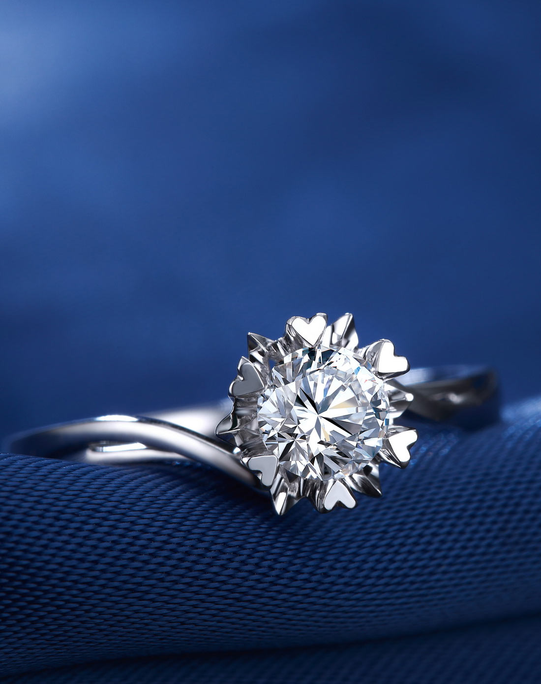 珂兰钻石珠宝专场-18k金桃心爪31分f-g色结婚求婚钻戒缘爱