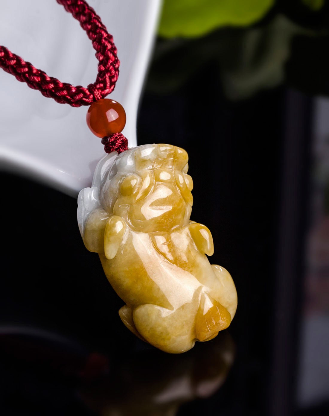 糯种黄翡招财貔貅天然a货翡翠挂件(附国检证书)