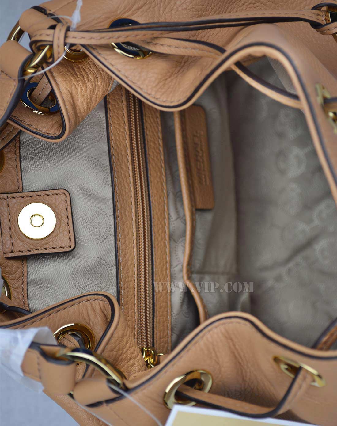 女士抽绳单肩斜挎包大号棕黑拼色