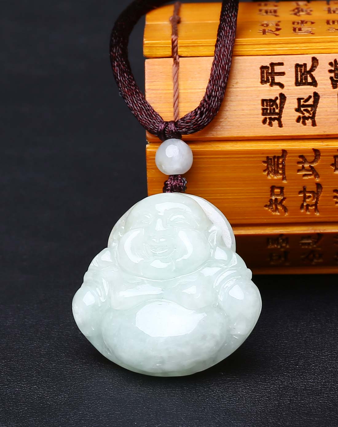 豆种天然翡翠a货佛公吊坠