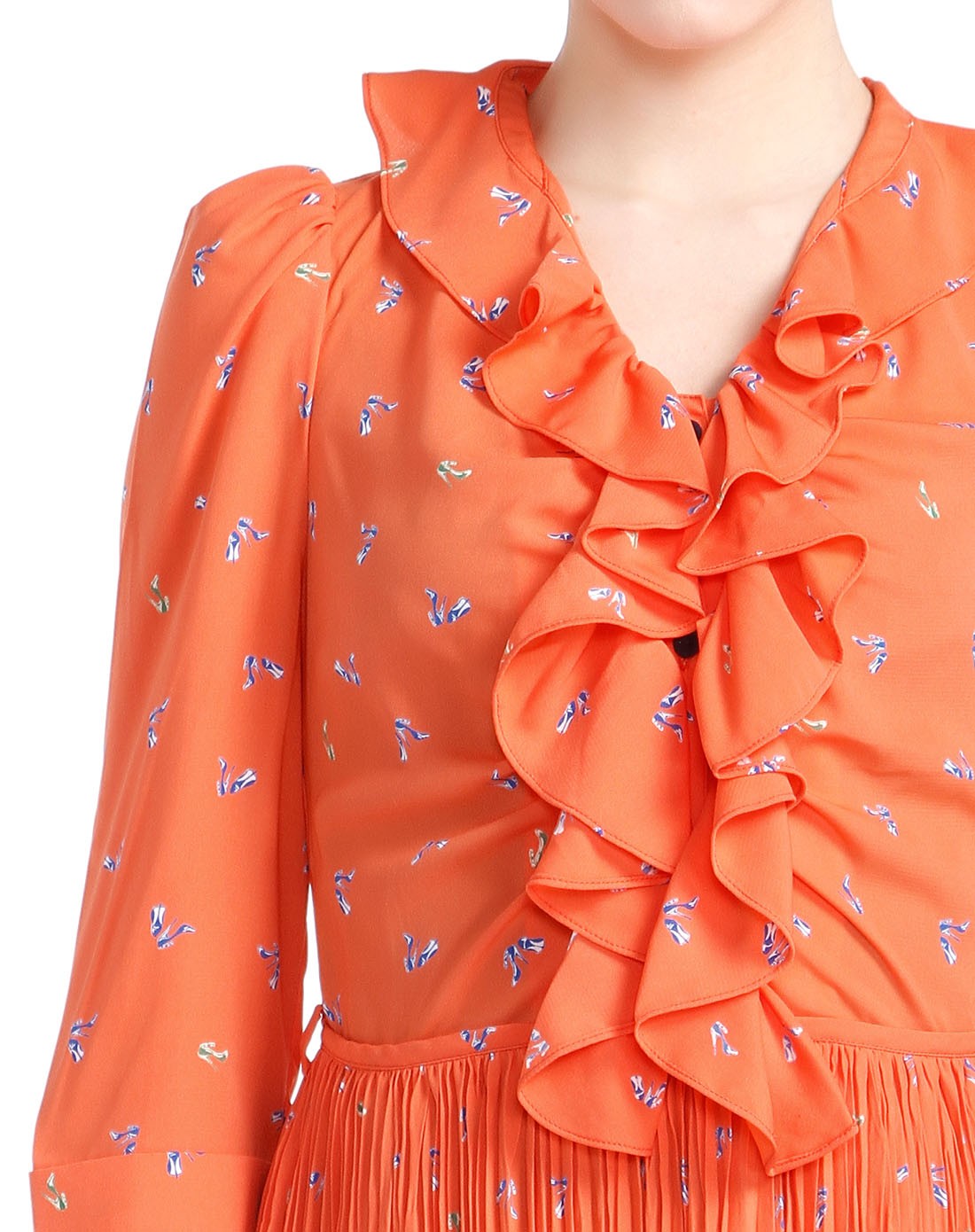 浅橙红色下摆皱褶七分袖连衣裙