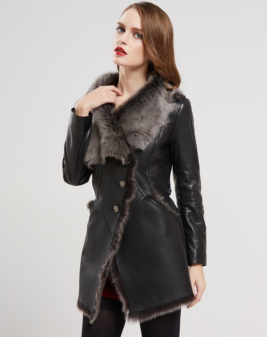 女黑色奢华皮毛一体立翻领修身韩版皮毛一体羊皮大衣