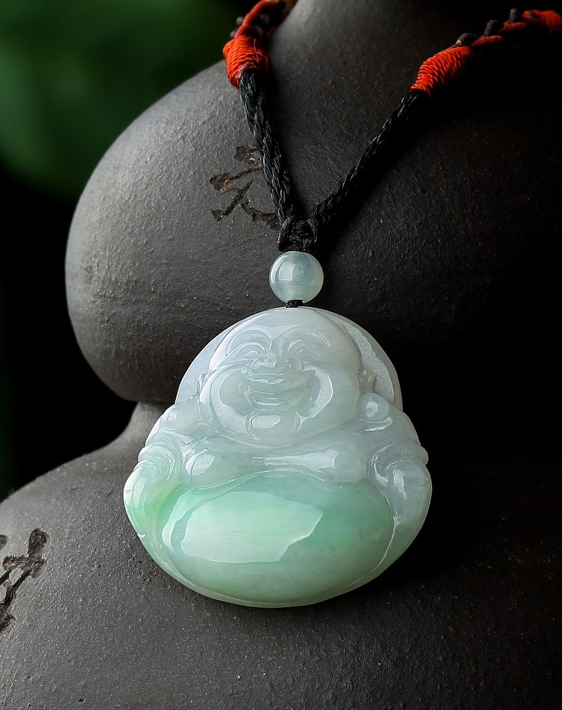 天然a货翡翠佛公小吊坠(附权威鉴定证书)