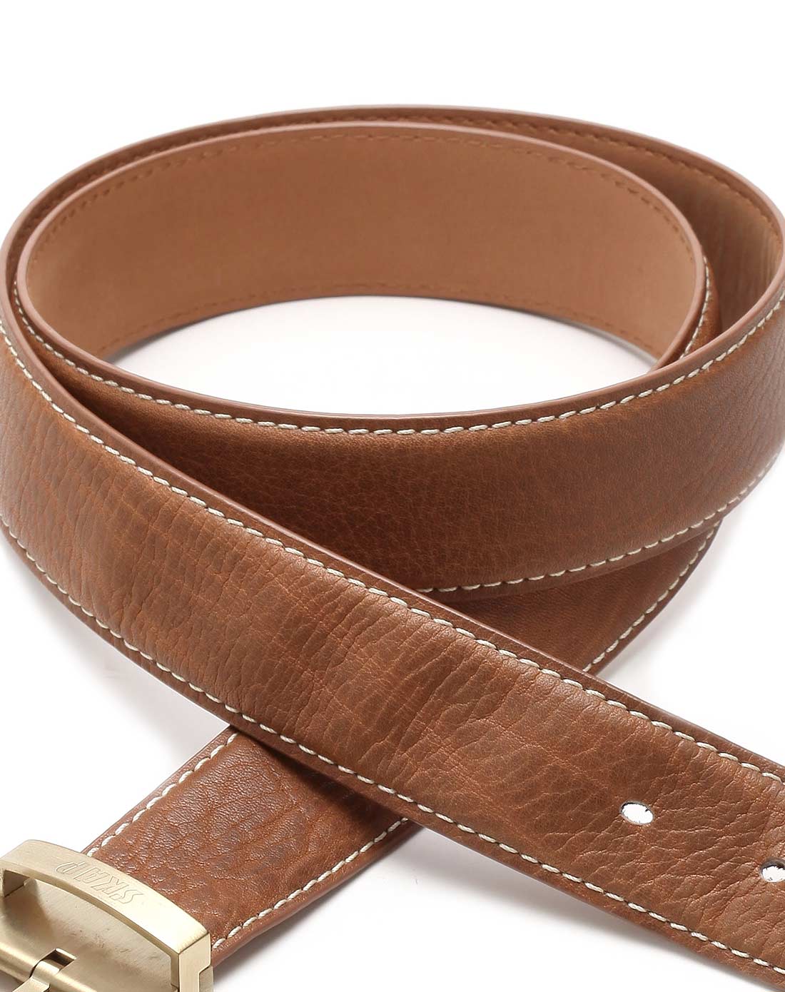 因长得美丽她被日军拖入炮楼被逼光着身子跳舞还遭皮带鞭打