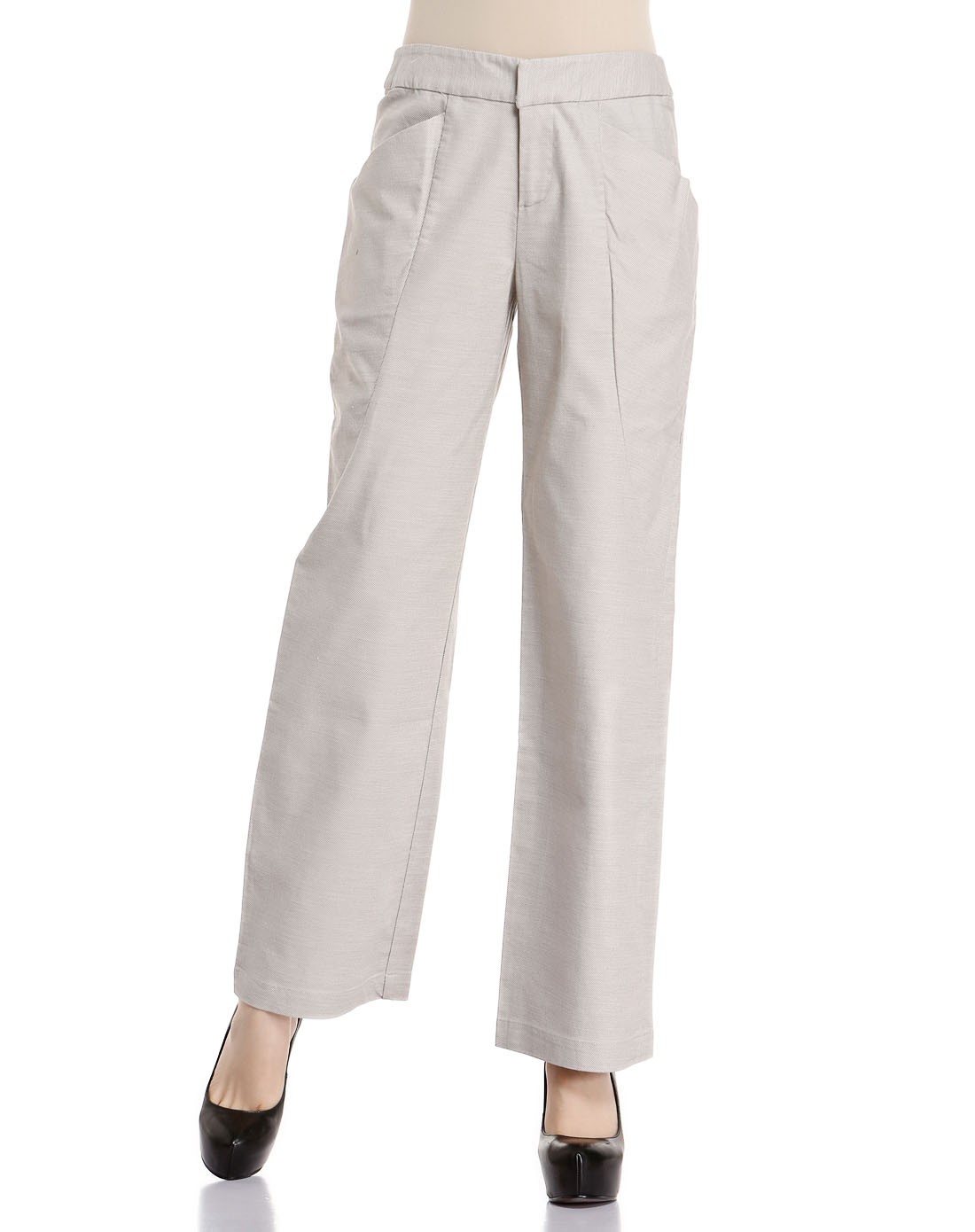浅灰白色简约经典休闲长裤