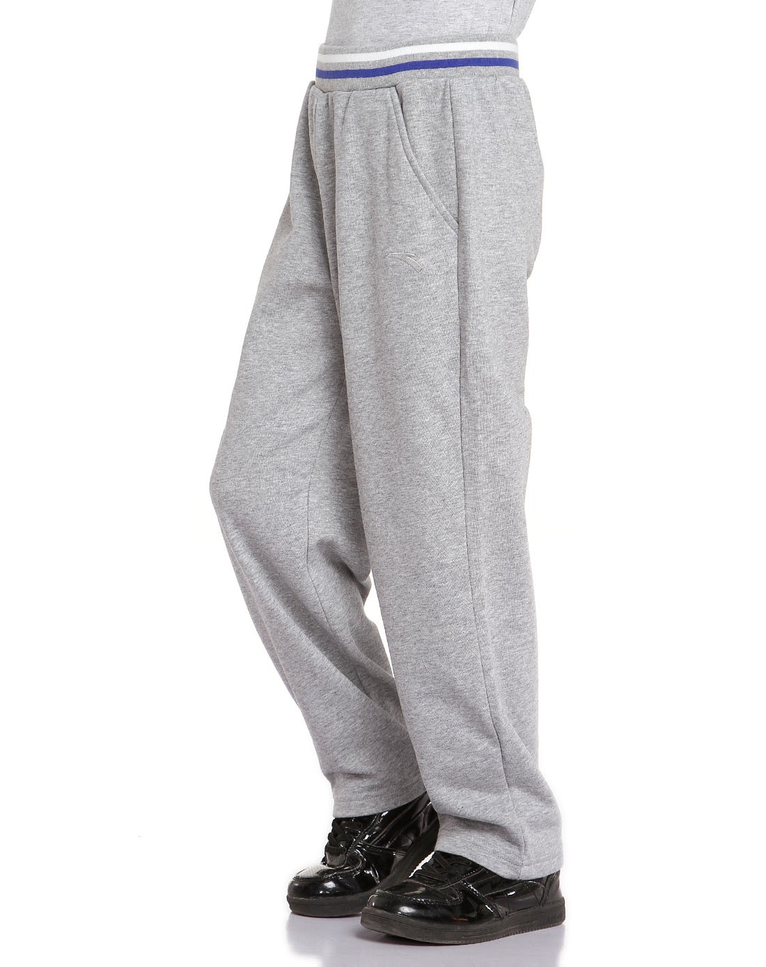 男童款灰色针织运动长裤 简约舒适