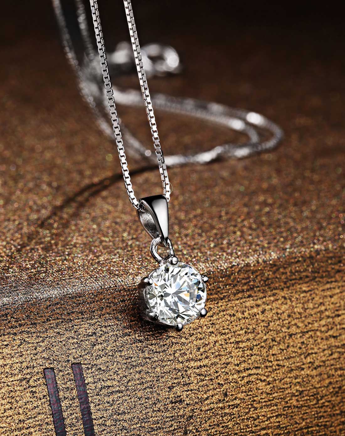 s925纯银瑞士钻六爪经典吊坠